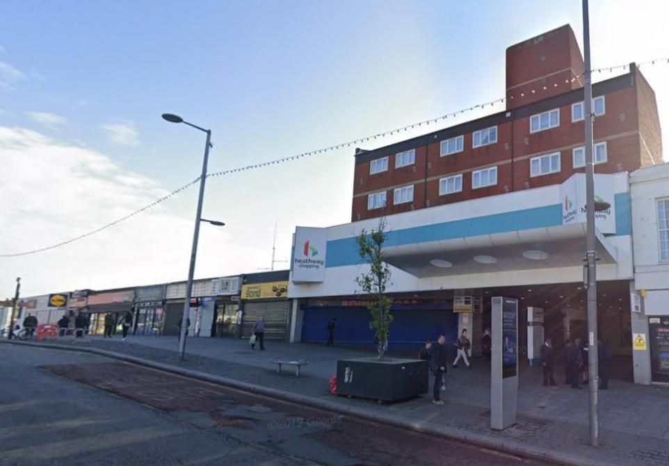 Property photo 1 of 5