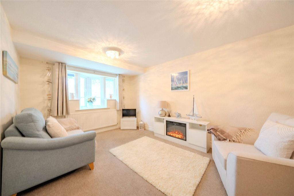 Property photo 2 of 12 Picture No. 04