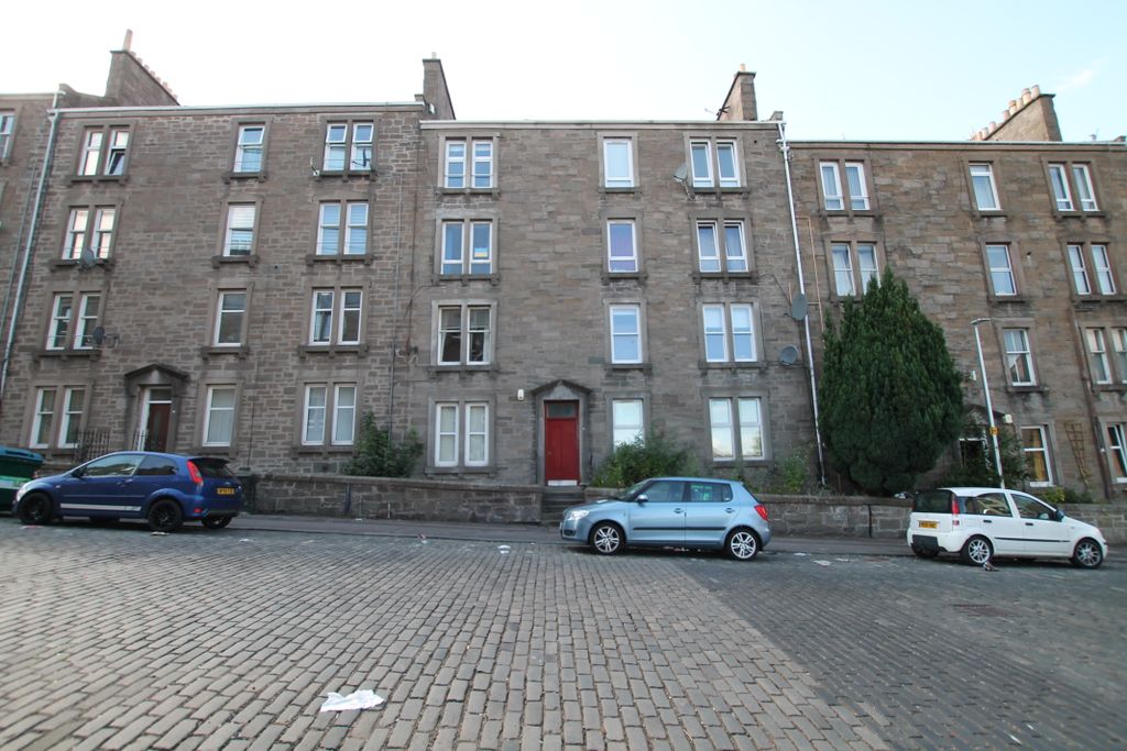 Property photo 1 of 1