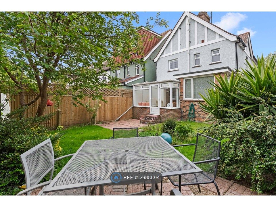 Property photo 1 of 27
