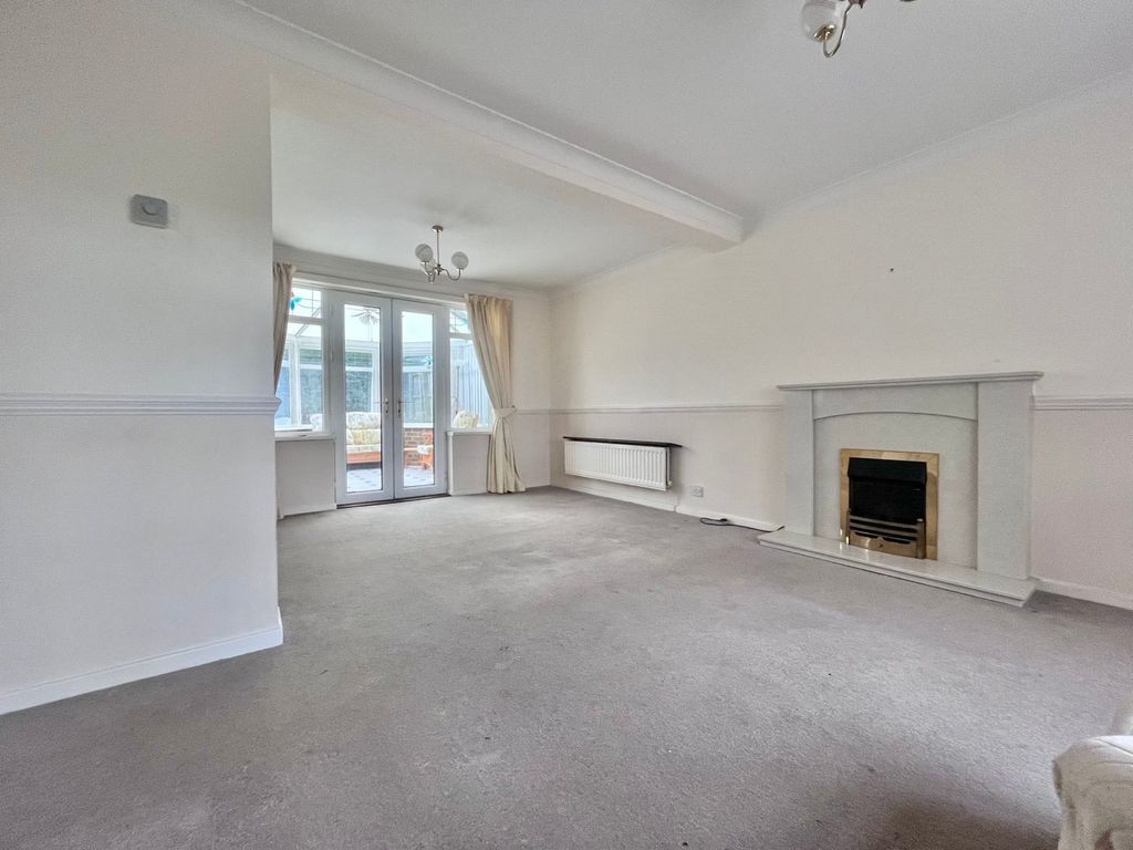 Property photo 3 of 13 Living Room