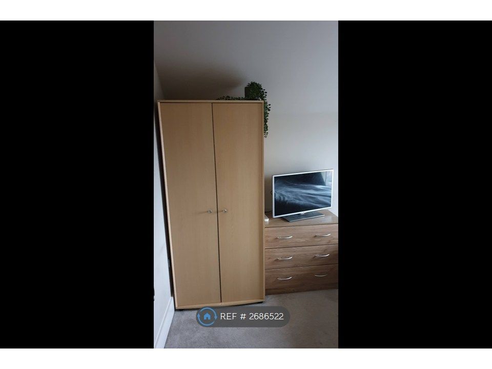 Property photo 3 of 12 Bedroom