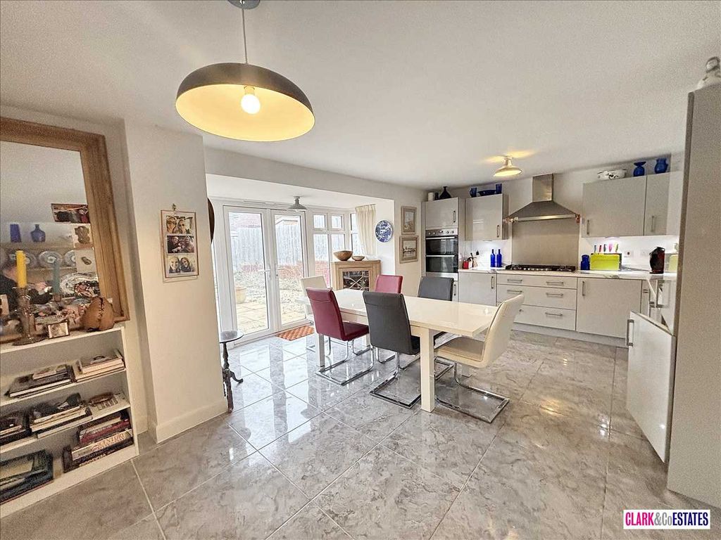 Property photo 2 of 12 Open Plan Kitchen/Dining