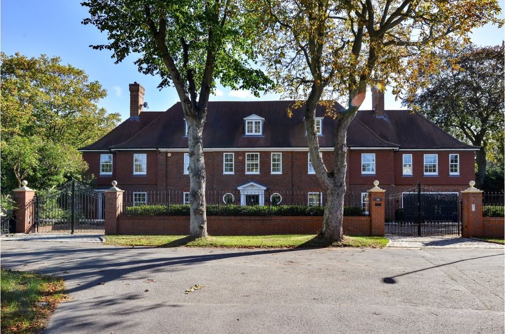 Property photo 1 of 34 Picture No. 67
