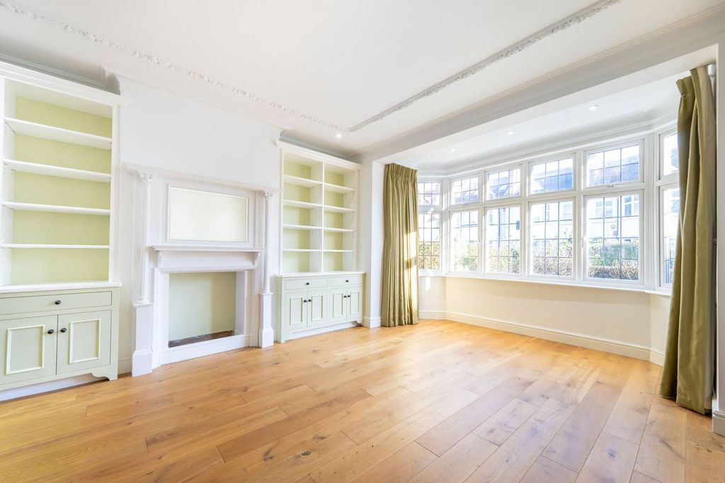 Property photo 1 of 24