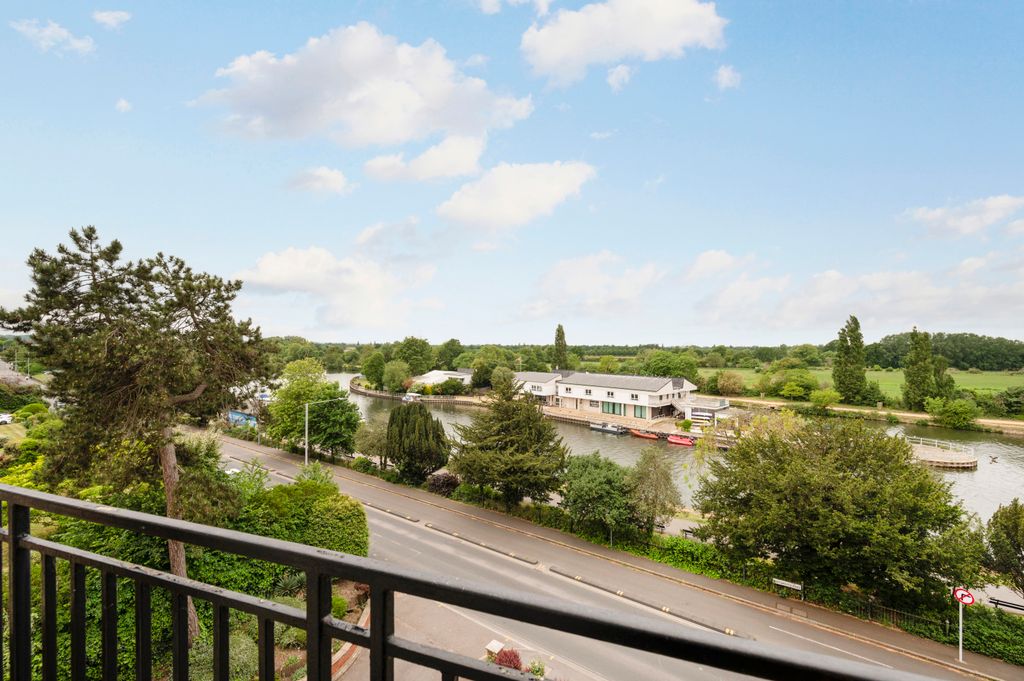 Property photo 2 of 14 Picture No. 04