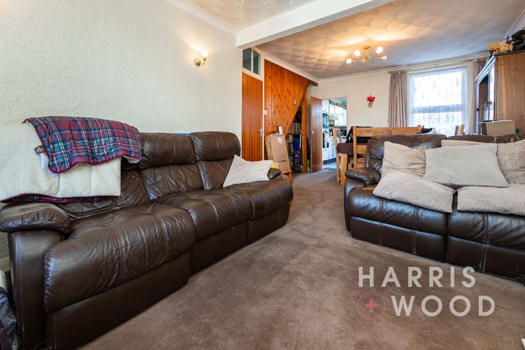 Property photo 2 of 15 4494302