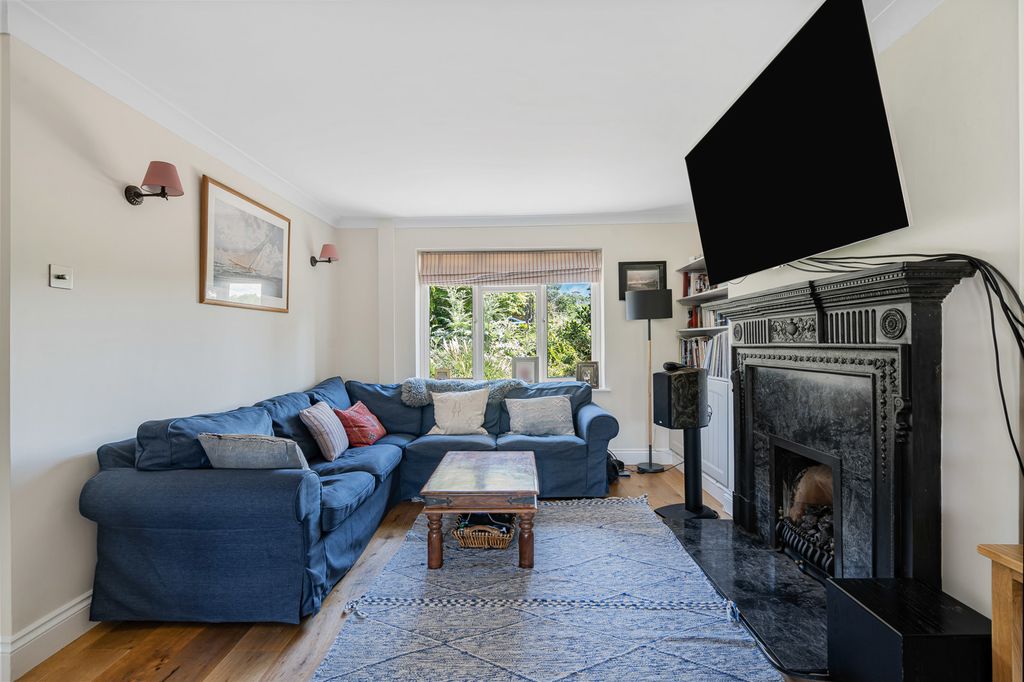 Property photo 2 of 18 6_85620