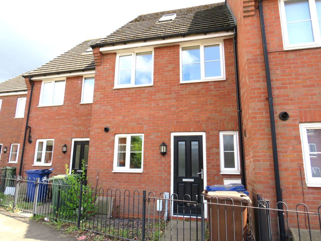 Property photo 1 of 11 Front