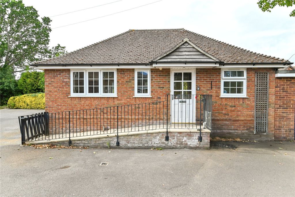 Property photo 1 of 15 Picture No. 02