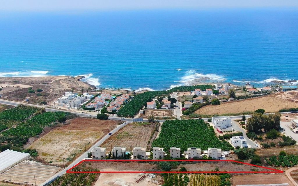 Property photo 2 of 13