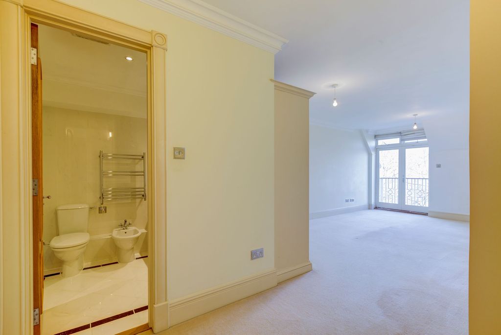 Additional image 12 of 2 bed flat for saleChateau Royale, Grouville JE3