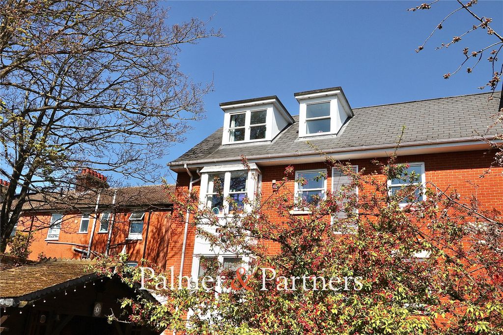Property photo 1 of 11 Picture No. 05