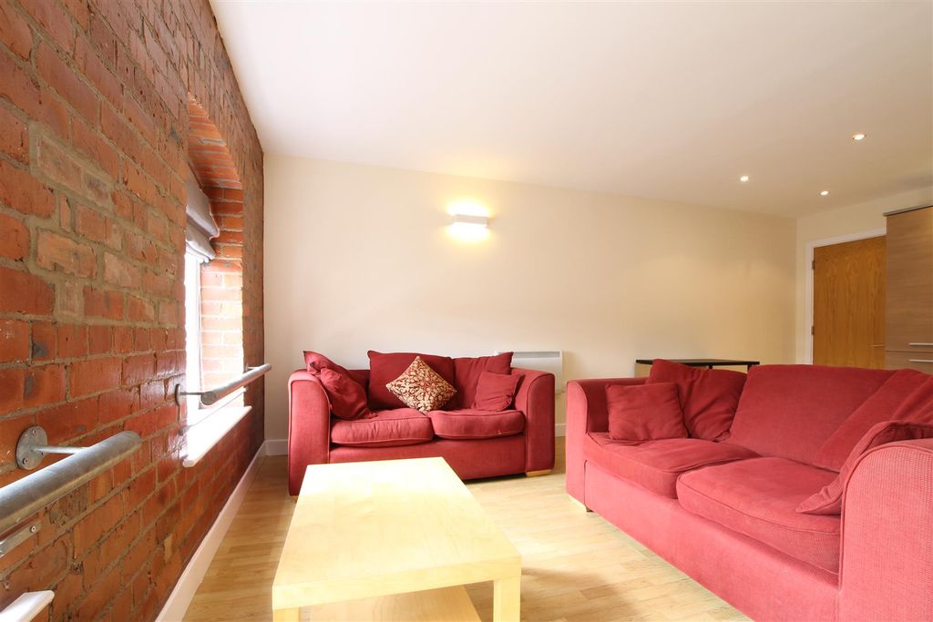 Property photo 2 of 9 58027.Jpg