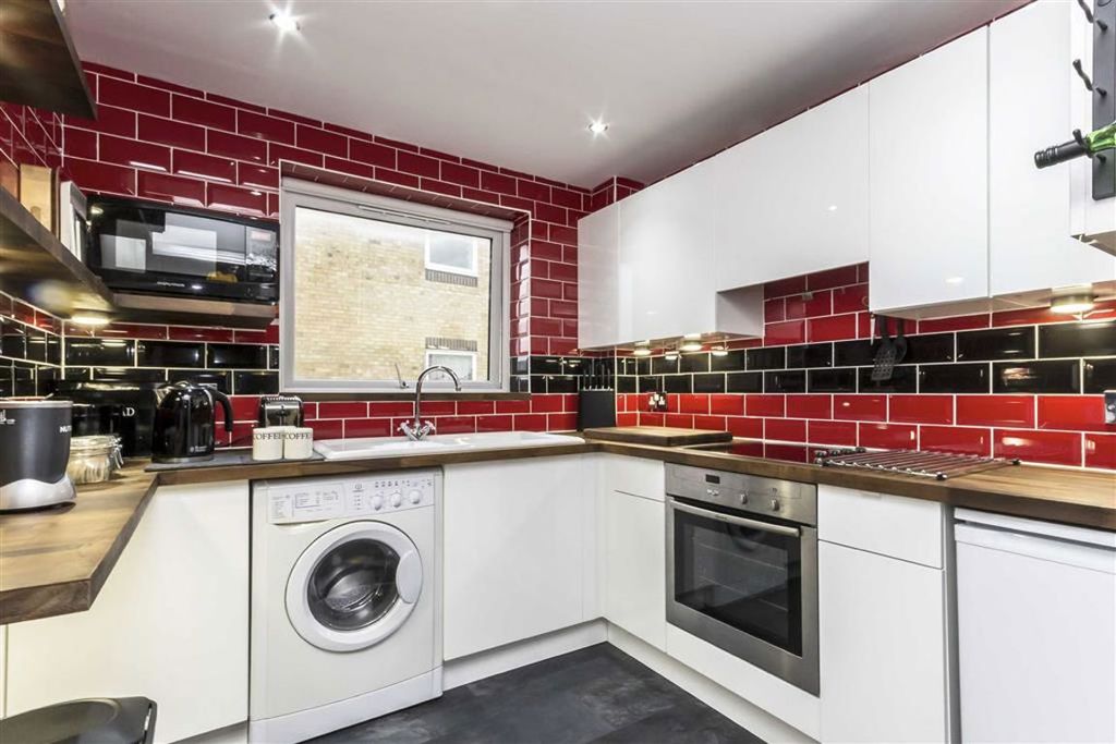 Property photo 3 of 5