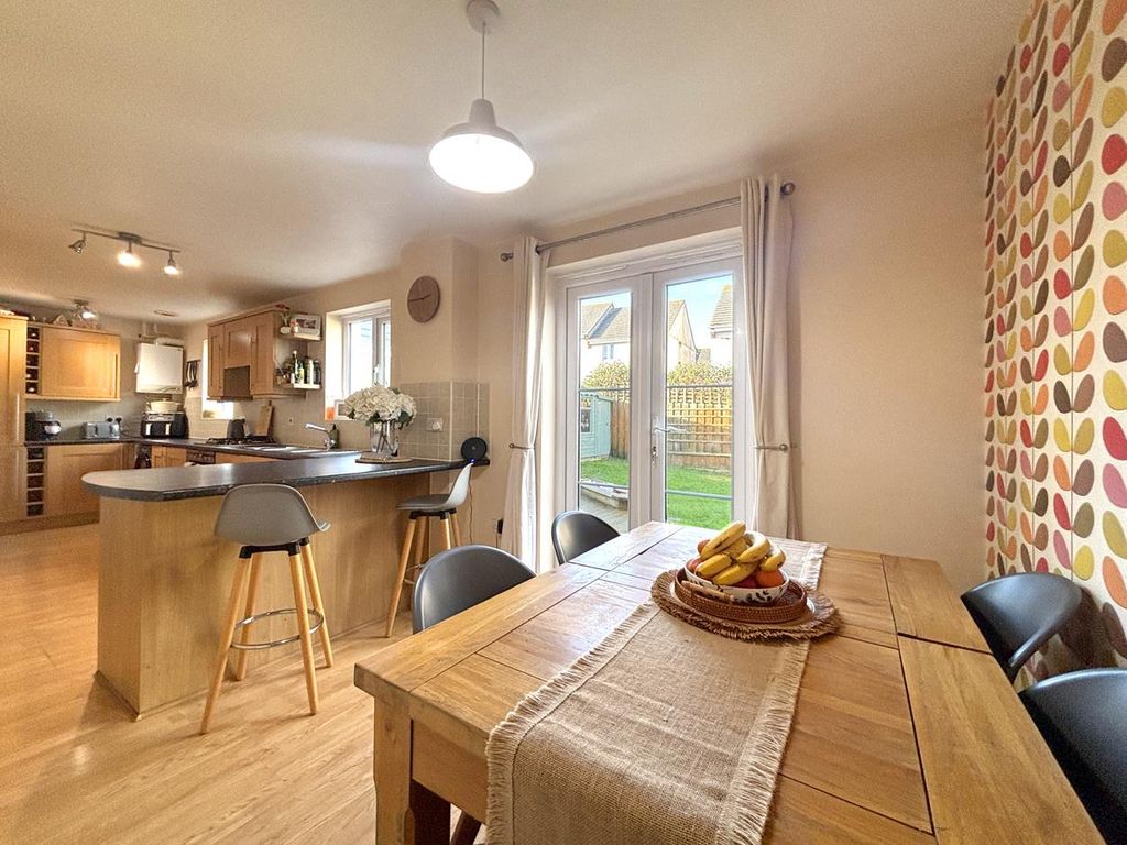 Property photo 3 of 16 Image00002.Jpg