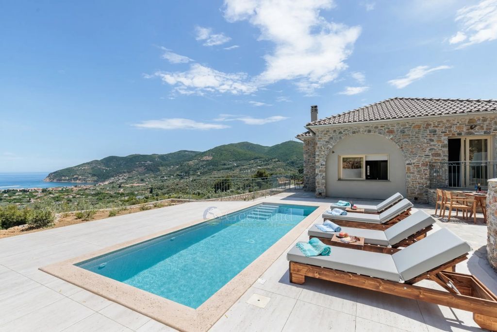 Property photo 1 of 26