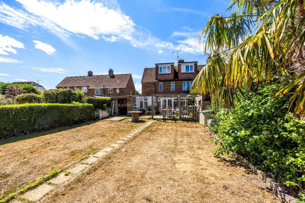 Property photo 2 of 23 Staples Barns, 6-015.Jpg