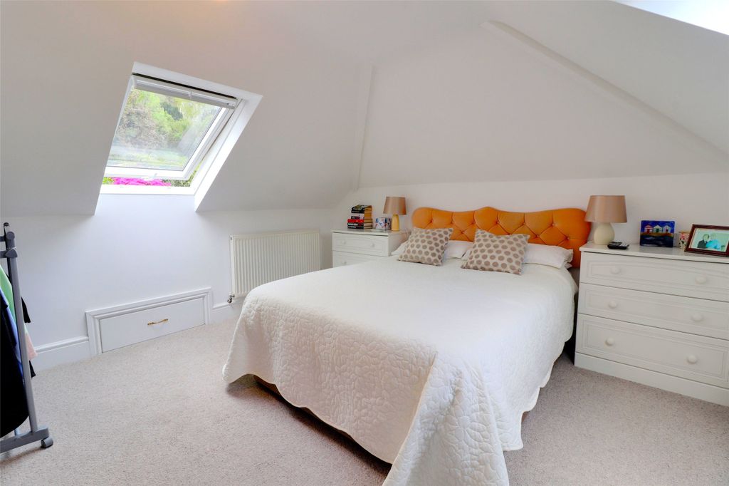Property photo 3 of 13 3 - Picture No. 04