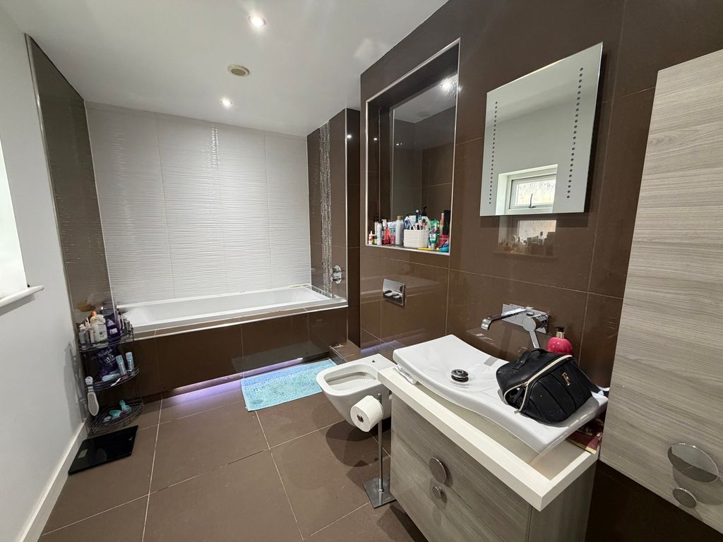 Additional image 12 of 5 bed detached house for saleMugello House, Kingsmoor Road, Kilgetty, Pembrokeshire SA68