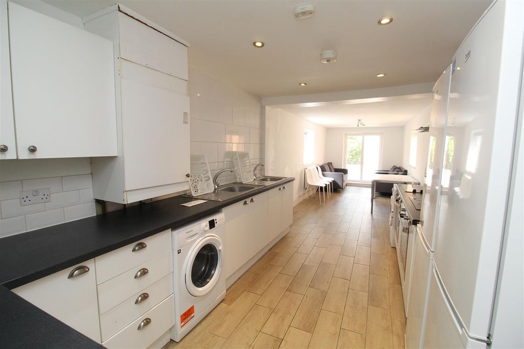 Property photo 1 of 17 Img_8561.Jpg