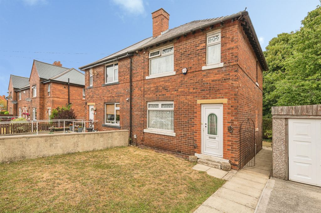 Property photo 1 of 9