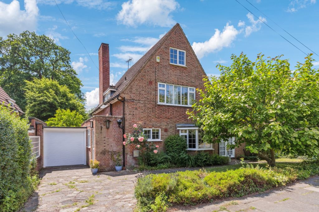 Property photo 1 of 39 4267163