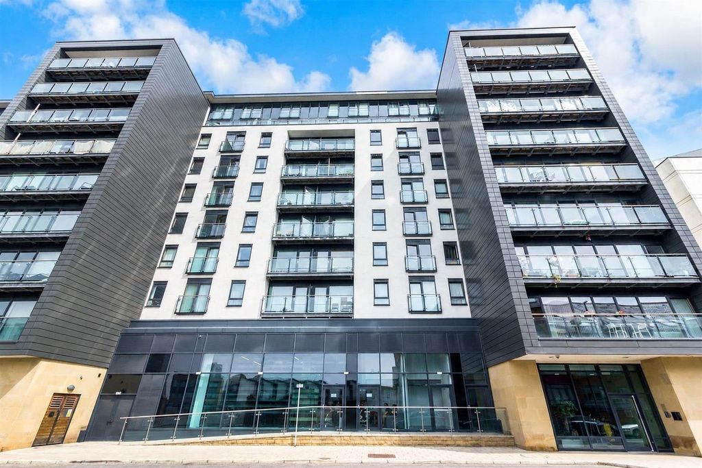 Property photo 1 of 6 Modern Exterior With Stylish Private Balconies...