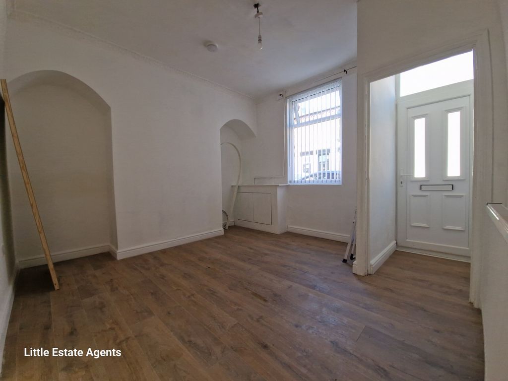 Property photo 2 of 14 Photo 2