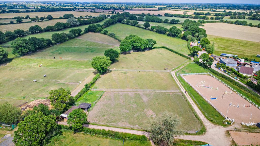 Property photo 3 of 26