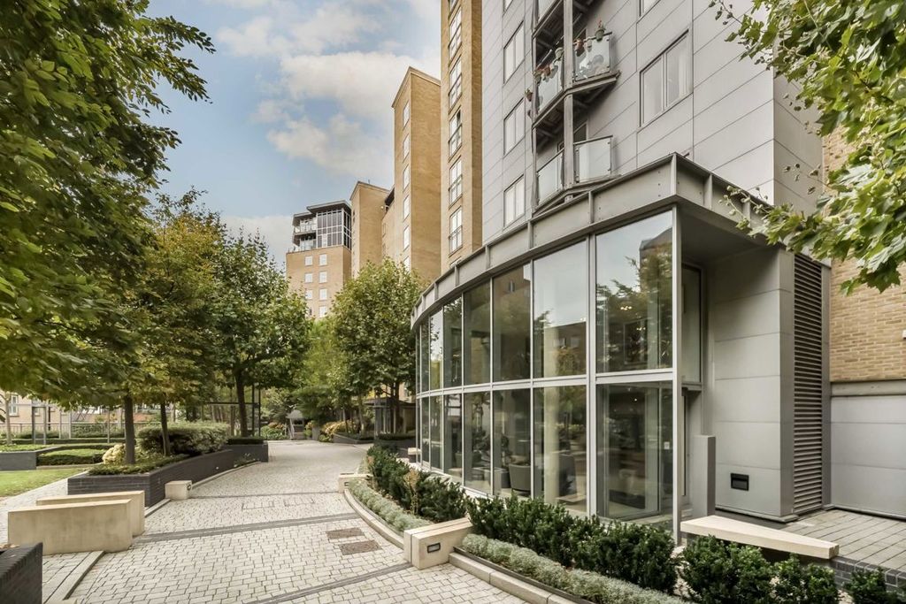 Property photo 1 of 5