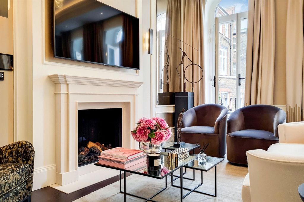 Property photo 3 of 13 Picture No. 11