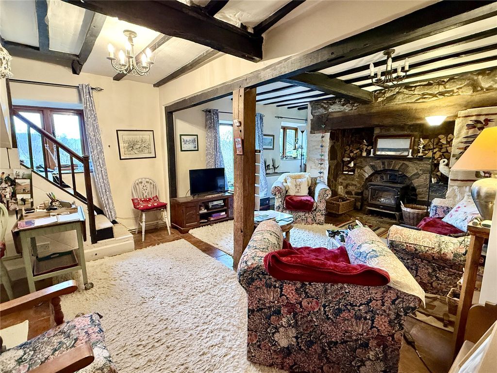 Property photo 3 of 24 Picture No. 01