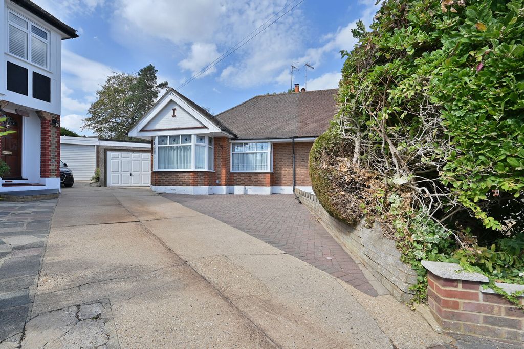 Property photo 1 of 24