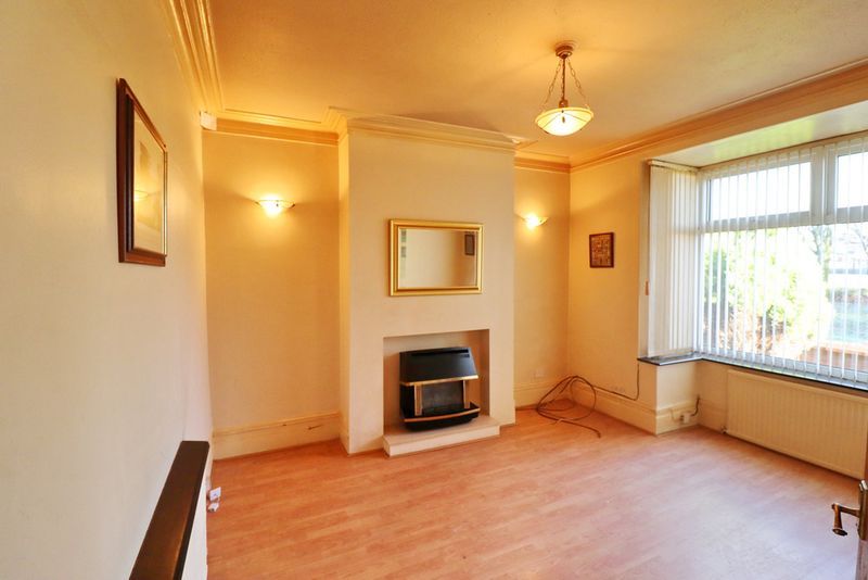 Property photo 2 of 20 Lounge