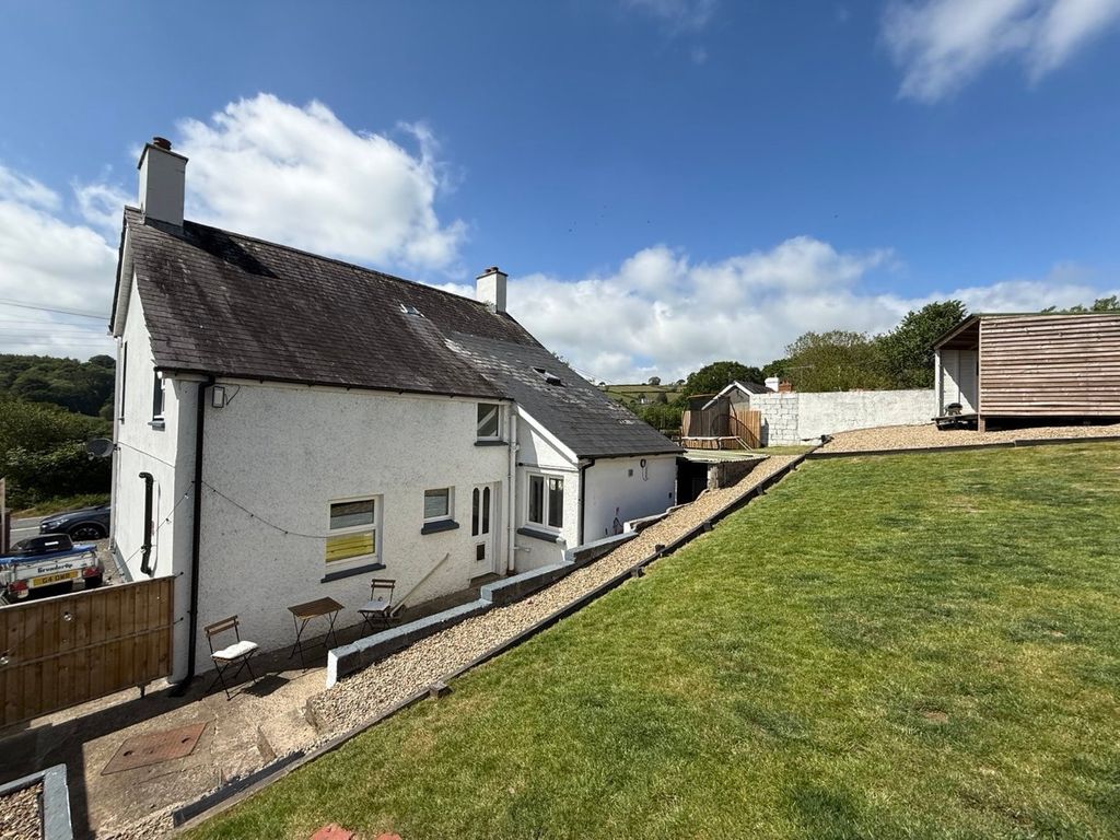 Property photo 3 of 36