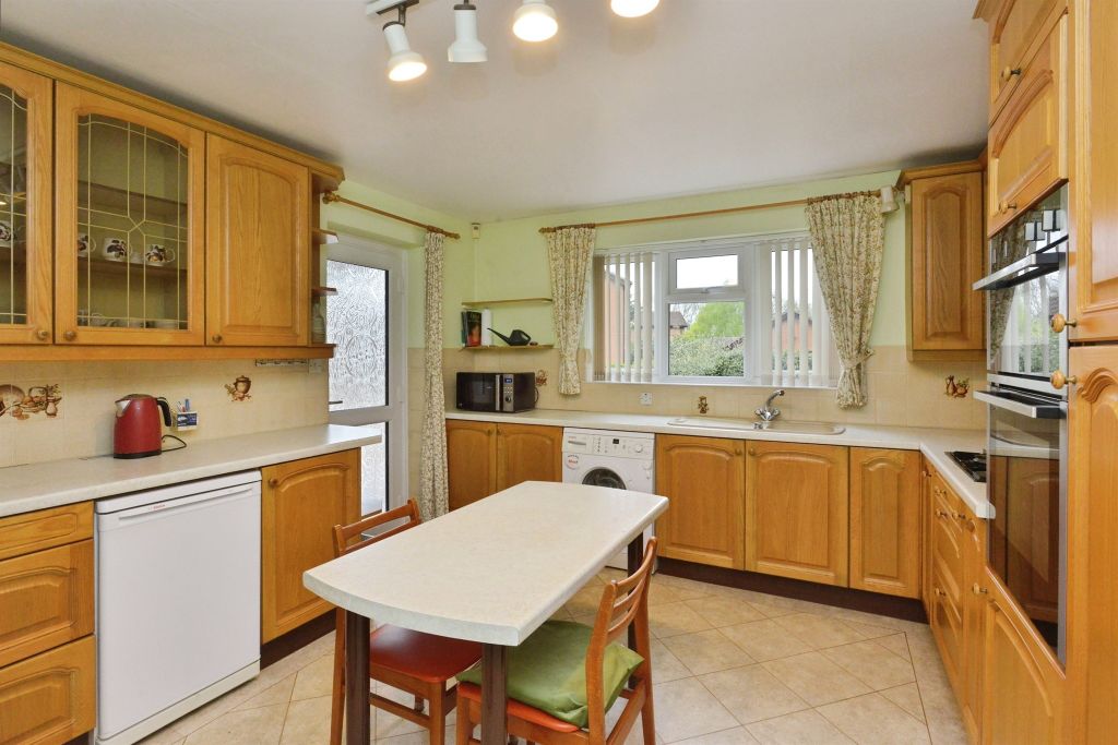 Property photo 3 of 20