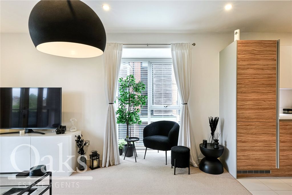 Property photo 3 of 17 Picture No. 14