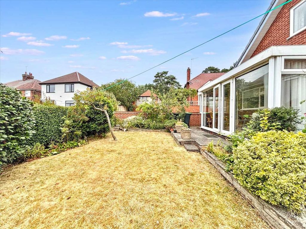 Property photo 3 of 24