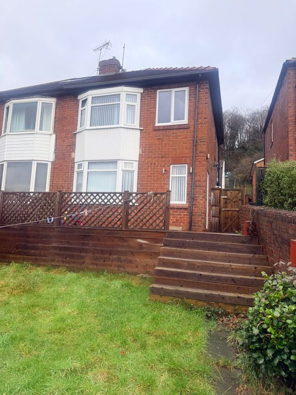 Property photo 2 of 9