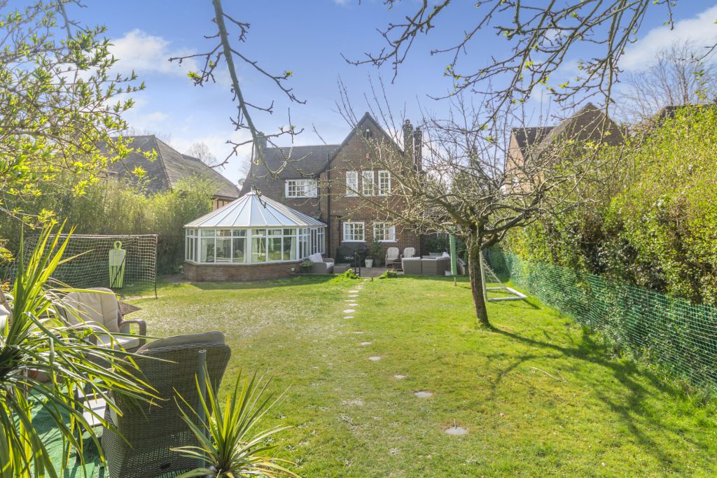 Property photo 1 of 13