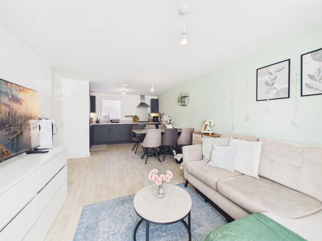 Additional image 13 of 2 bed flat for saleSkylark Avenue, Peacehaven BN10