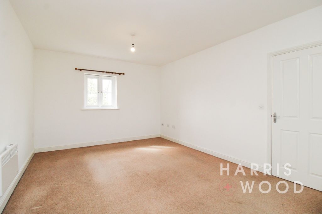 Property photo 3 of 15 4136815