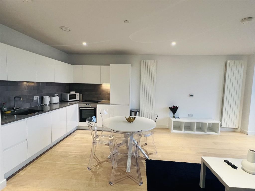 Property photo 3 of 10 Img_7841 (002).Jpg