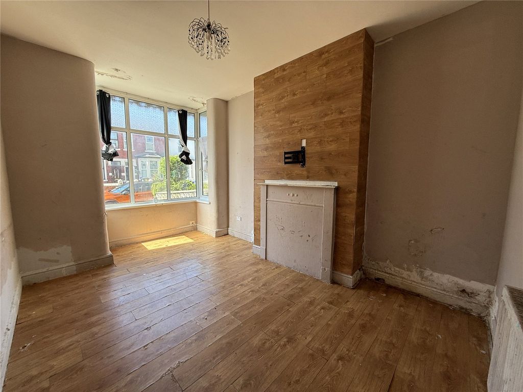 Property photo 2 of 13 Picture No. 01