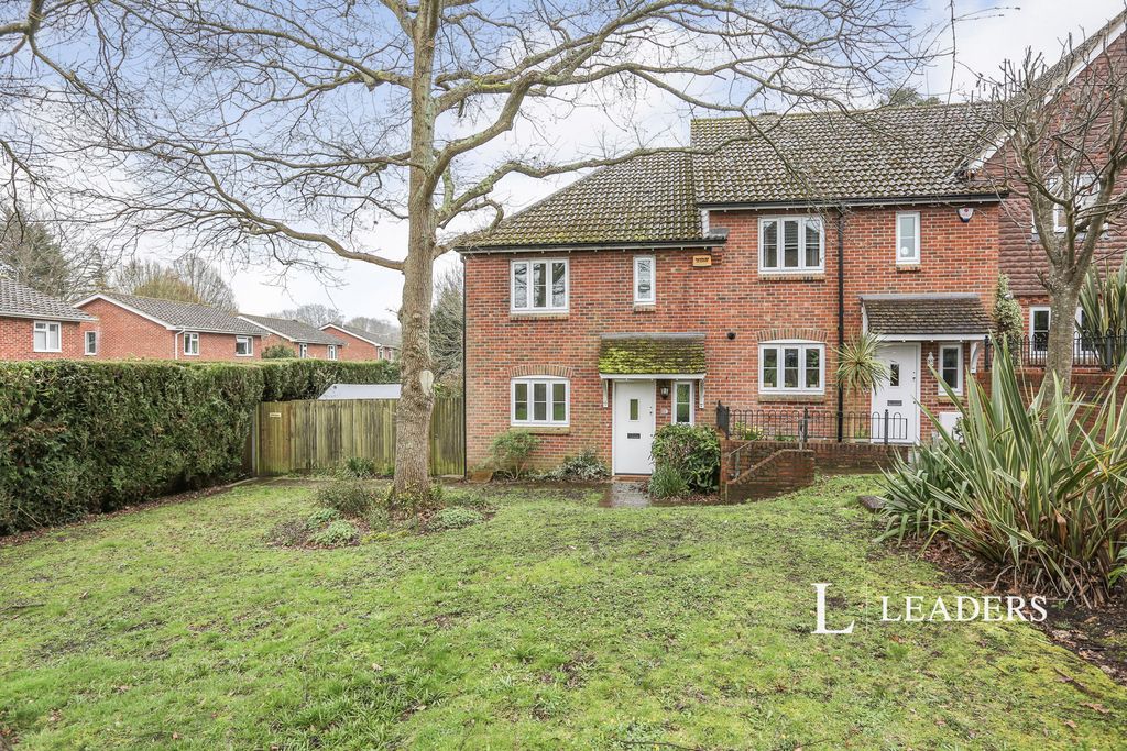 Property photo 1 of 16 Pbox-Img.Jpg