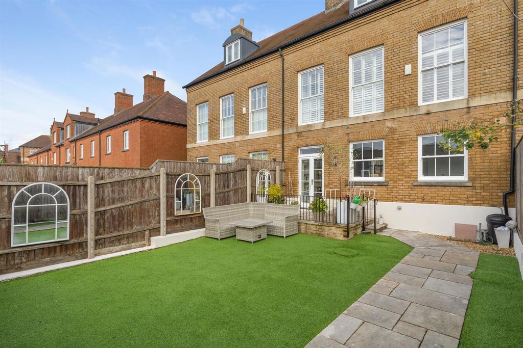 Property photo 3 of 29 9O2A1204.Jpg