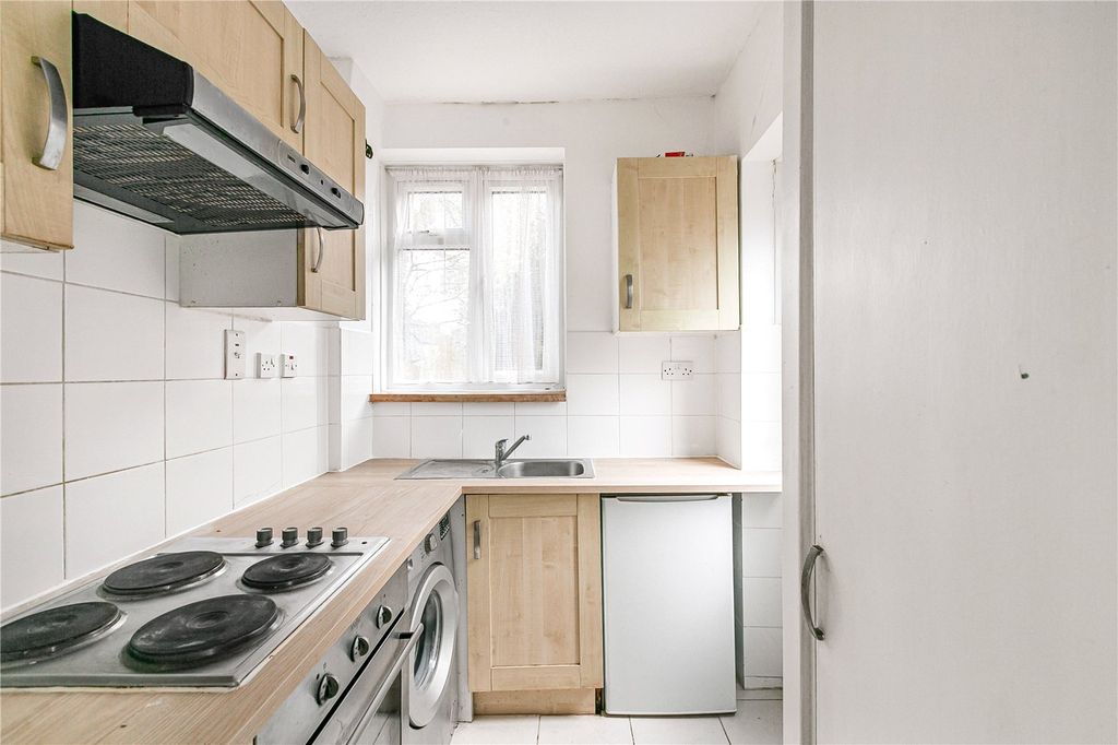 Property photo 2 of 10 Picture No. 26