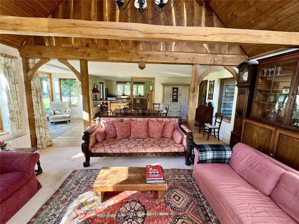 Property photo 3 of 26 Picture No. 24