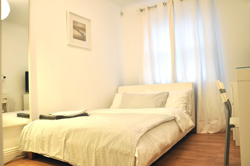 Property photo 2 of 27